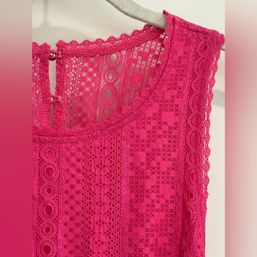 bebe Lace Crop Top – XS – Shocking Pink Fuchsia💖 - Picture 2 of 15